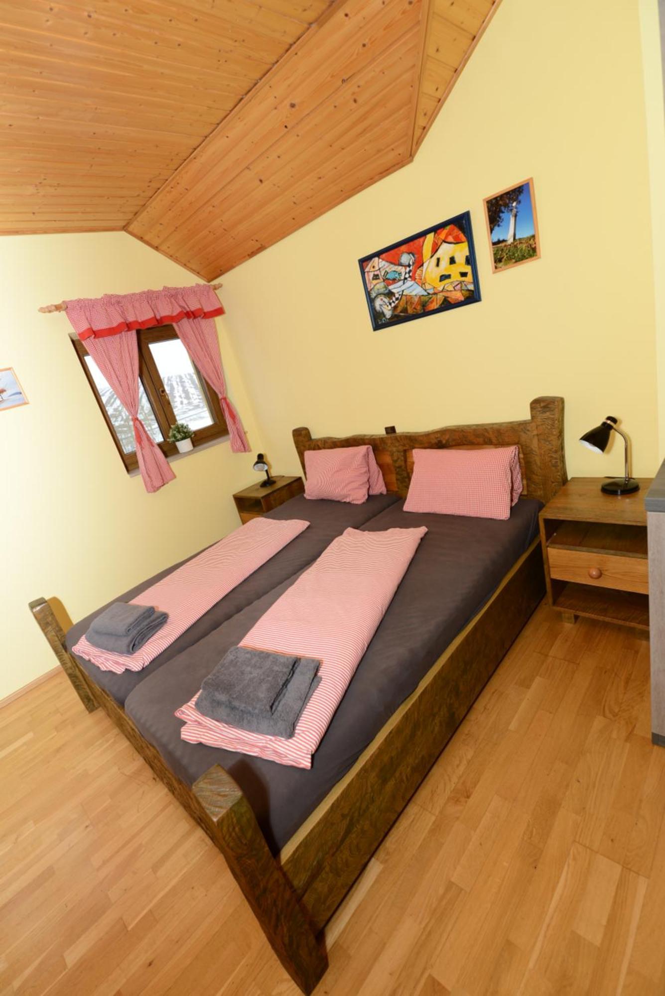 Podvesky Mlyn Hotel Tlumacov Luaran gambar